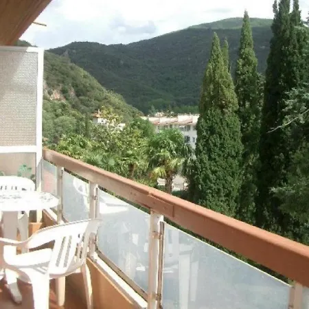 Lumineux Avec Balcon, Wi-fi, Proche Des Thermes D'amelie-les-bains - Fr-1-703-52